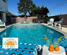 United States California Fullerton vacation rental compare prices direct by owner 27404434