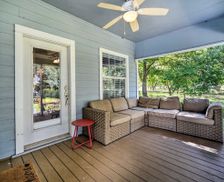 United States Texas Seguin vacation rental compare prices direct by owner 24904348