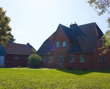 Germany Schleswig-Holstein Utersum vacation rental compare prices direct by owner 33240647