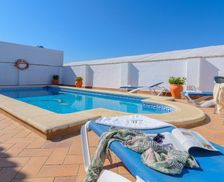 Spain Andalucía Cádiz vacation rental compare prices direct by owner 24949597