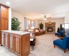 United States Minnesota Champlin vacation rental compare prices direct by owner 25010752