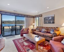 United States California Big Bear Lake vacation rental compare prices direct by owner 24982598