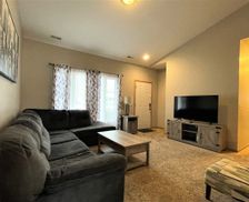 United States Illinois Normal vacation rental compare prices direct by owner 25368384