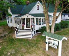 United States Michigan Walloon Lake vacation rental compare prices direct by owner 24959731