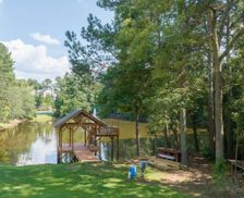 United States Georgia Marietta vacation rental compare prices direct by owner 24931943