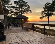 United States South Carolina Gilbert vacation rental compare prices direct by owner 24916279