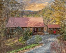 United States North Carolina Lake Lure vacation rental compare prices direct by owner 23631997