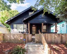 United States Oregon Portland vacation rental compare prices direct by owner 27179806