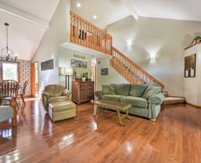 United States Indiana Fort Wayne vacation rental compare prices direct by owner 24882406