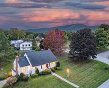 United States Vermont Bennington vacation rental compare prices direct by owner 33191171