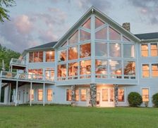 United States Virginia Bracey vacation rental compare prices direct by owner 26590993