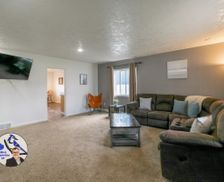 United States Montana Great Falls vacation rental compare prices direct by owner 27754831