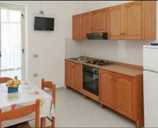 Italy Calabria Isola di Capo Rizzuto vacation rental compare prices direct by owner 26585767