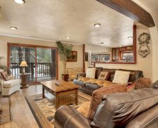 United States California Big Bear Lake vacation rental compare prices direct by owner 27890227