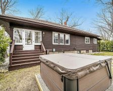 United States Michigan Harbor Springs vacation rental compare prices direct by owner 28256542