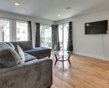 United States New Jersey Newark vacation rental compare prices direct by owner 26633545