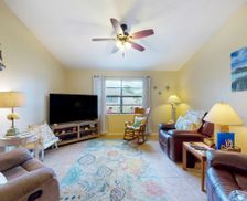 United States Florida Sebastian vacation rental compare prices direct by owner 28605102