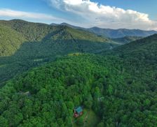 United States North Carolina Maggie Valley vacation rental compare prices direct by owner 27995336