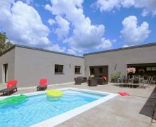 France Auvergne-Rhône-Alpes Lussas vacation rental compare prices direct by owner 27884537