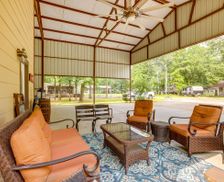 United States Texas Point Blank vacation rental compare prices direct by owner 26586855