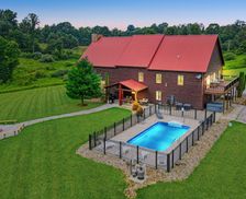 United States Ohio Rockbridge vacation rental compare prices direct by owner 1415473