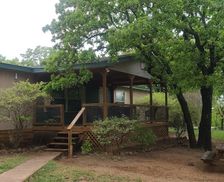 United States Texas Chico vacation rental compare prices direct by owner 27975203