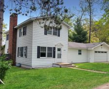 United States Michigan Denton Township vacation rental compare prices direct by owner 28659148