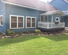 United States Michigan Drummond vacation rental compare prices direct by owner 25231874