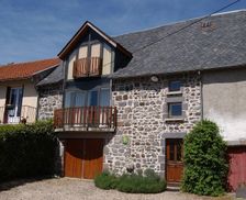 France Auvergne-Rhône-Alpes Vernines vacation rental compare prices direct by owner 29279199