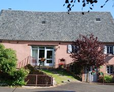 France Auvergne-Rhône-Alpes Vernines vacation rental compare prices direct by owner 27318854