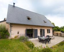 France Auvergne-Rhône-Alpes Savennes vacation rental compare prices direct by owner 29226244