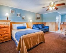 United States Rhode Island New Shoreham vacation rental compare prices direct by owner 10428292