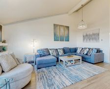 United States California Moss Landing vacation rental compare prices direct by owner 28603654