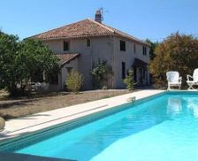 France Nouvelle-Aquitaine Castella vacation rental compare prices direct by owner 28897240