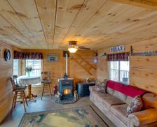 United States New York Earlton vacation rental compare prices direct by owner 27304103