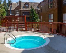 United States California Mammoth Lakes vacation rental compare prices direct by owner 2220498