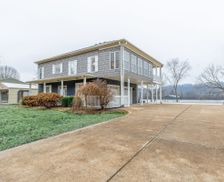 United States Tennessee Ashland City vacation rental compare prices direct by owner 28332053