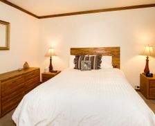 United States California Mammoth Lakes vacation rental compare prices direct by owner 6870326
