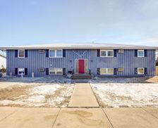 United States South Dakota Pierre vacation rental compare prices direct by owner 27170208