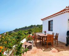 Spain Canarias El Tanque vacation rental compare prices direct by owner 27858849