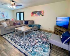 United States Texas Port Neches vacation rental compare prices direct by owner 27621360