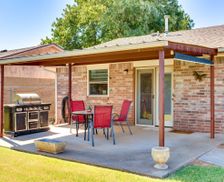 United States Oklahoma Mustang vacation rental compare prices direct by owner 29554801