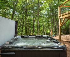 United States North Carolina Penrose vacation rental compare prices direct by owner 27731085