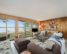 United States Michigan Interlochen vacation rental compare prices direct by owner 28162611