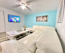 United States Florida Miami vacation rental compare prices direct by owner 29077737