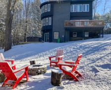 United States Vermont Stowe vacation rental compare prices direct by owner 9327004