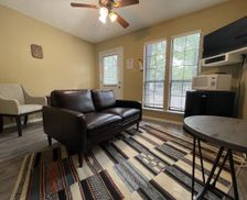 United States Texas Denison vacation rental compare prices direct by owner 33528312