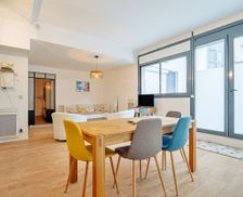 France Bretagne Rennes vacation rental compare prices direct by owner 27873300