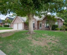 United States Texas Mansfield vacation rental compare prices direct by owner 29202348