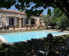 France Provence-Alpes-Côte d'Azur Mouriès vacation rental compare prices direct by owner 27146385